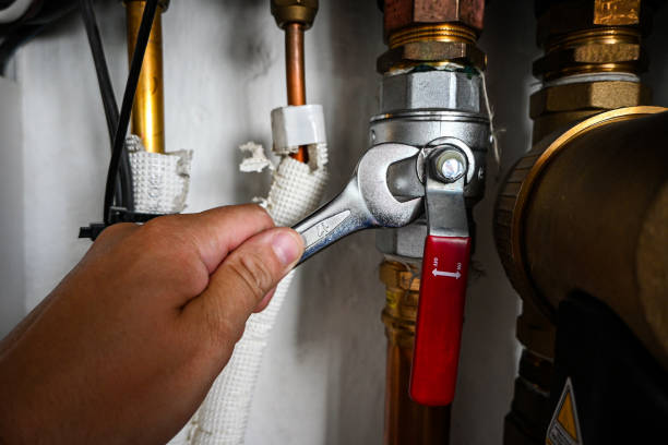 Best Emergency Plumber  in Redwood, OR